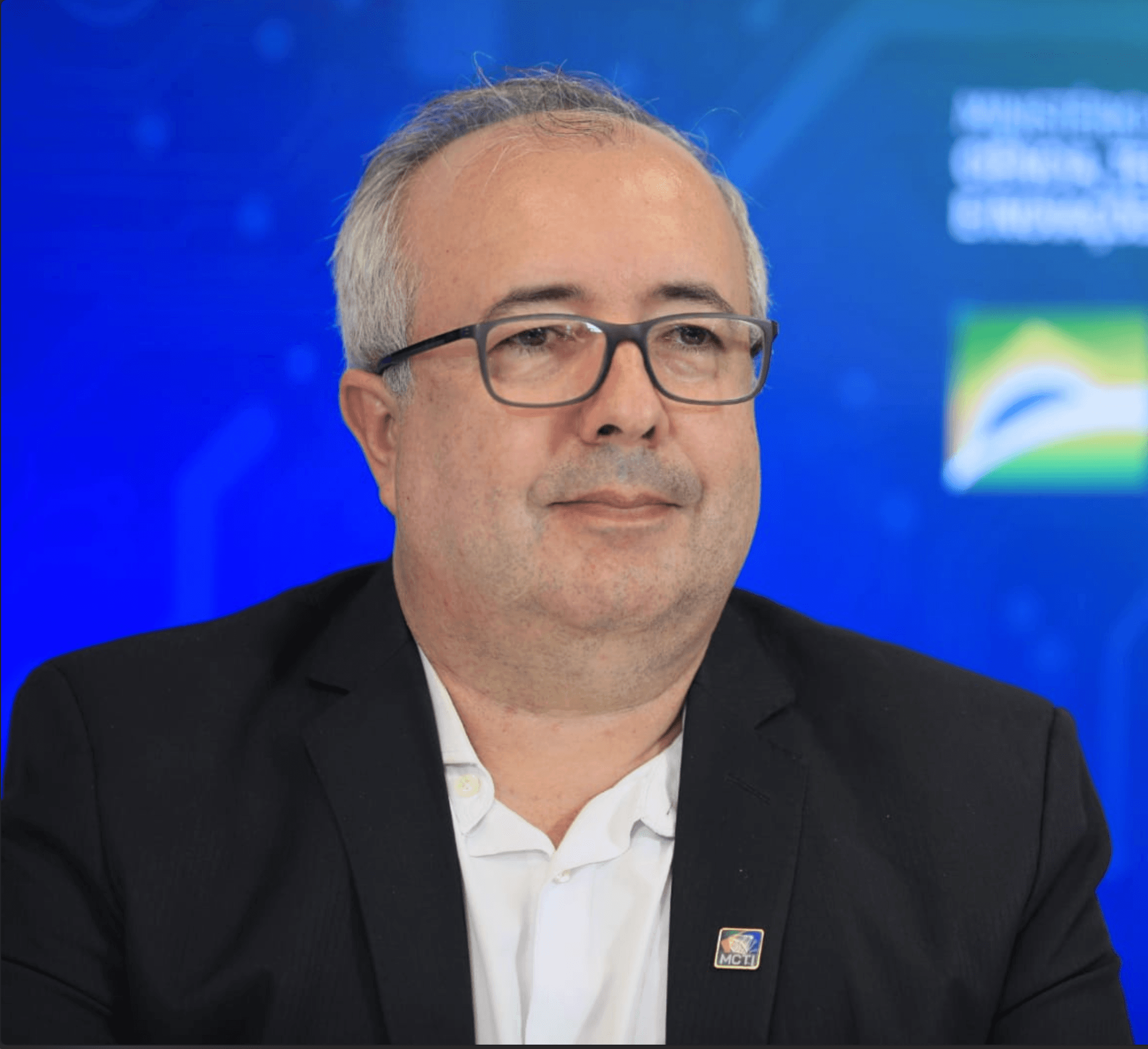 Prof. Daniel Bagual Lavouras